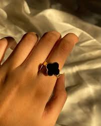 Black clover ring