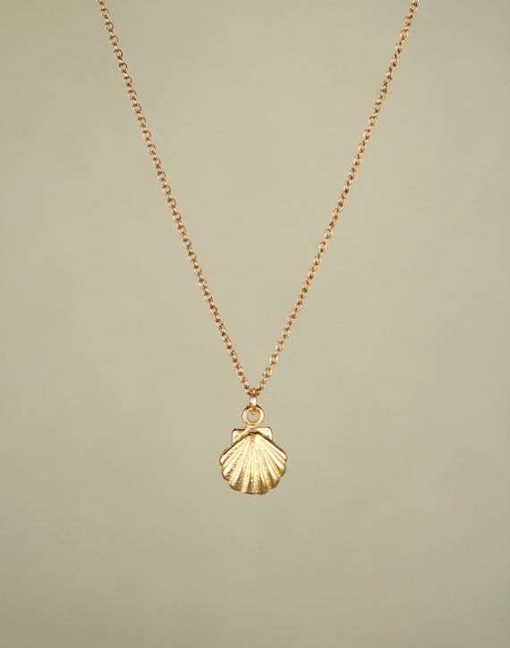 Shell necklace