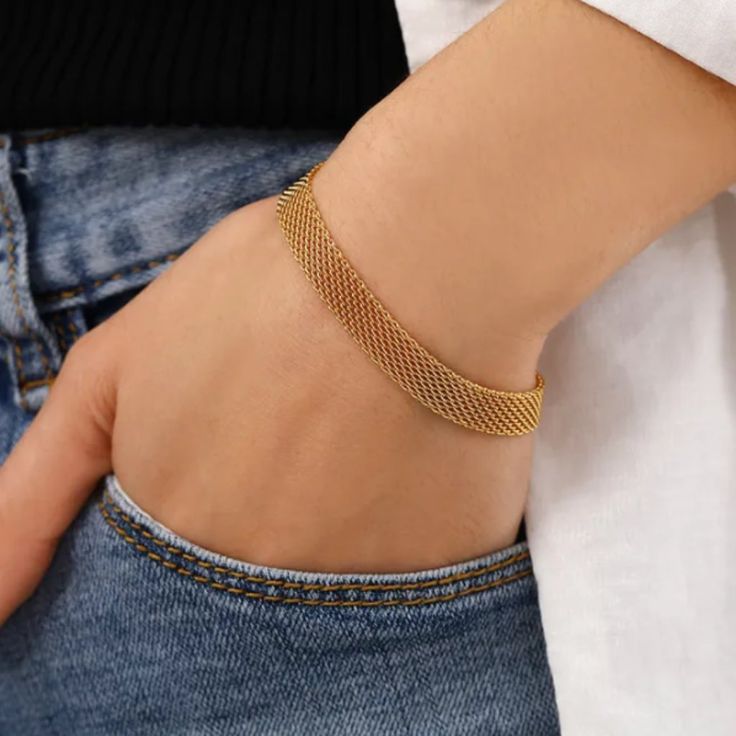 Mesh chain bracelet